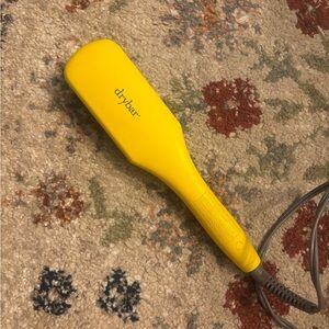 Drybar Brush Crush Hair Straightener